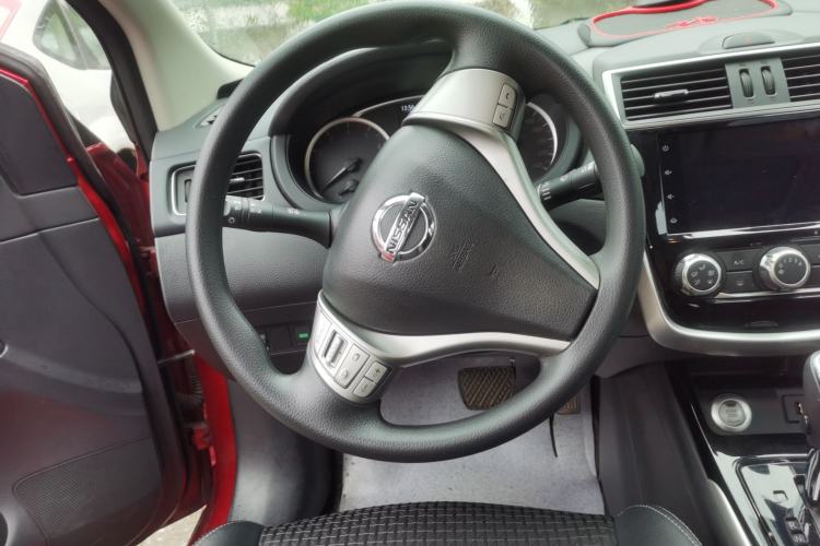 Used Nissan Tiida 2019 1.6L CVT Smart Drive Version China VI Standard Steering Wheel