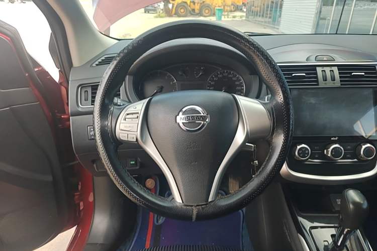 Used Nissan Tiida 2019 1.6L CVT Cool Edition China VI Standard Steering Wheel