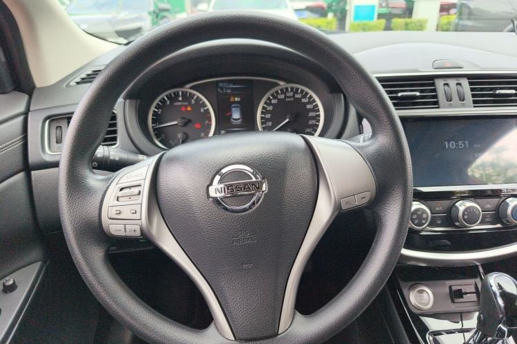 Used Nissan Tiida 2019 1.6L CVT Smart Drive Version China V Standard Steering Wheel