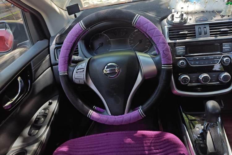 Used Nissan Tiida 2019 1.6L CVT Cool Edition China VI Standard Steering Wheel