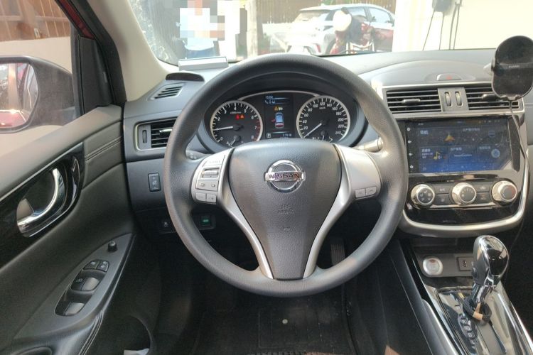 Used Nissan Tiida 2019 1.6L CVT Smart Enjoyment Version China VI Standard Steering Wheel