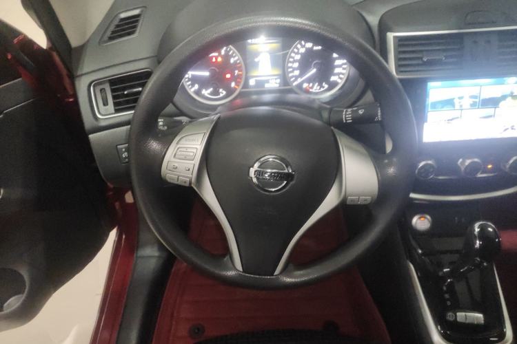 Used Nissan Tiida 2019 1.6L CVT Smart Drive Version China VI Standard Steering Wheel
