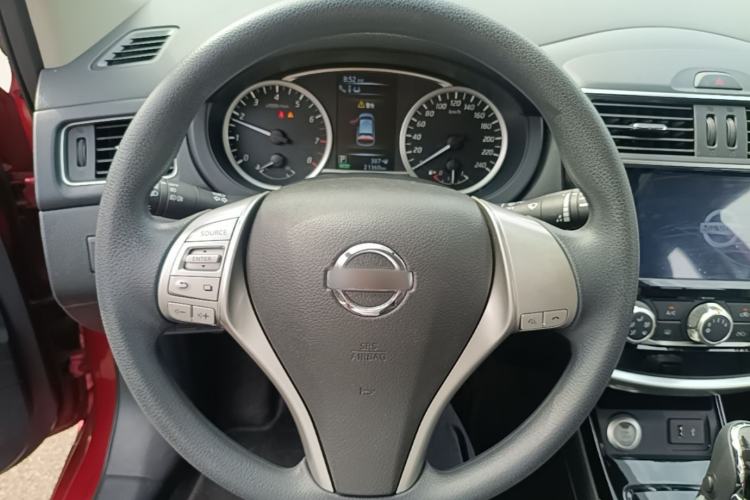 Used Nissan Tiida 2019 1.6L CVT Smart Drive Version China VI Standard Steering Wheel
