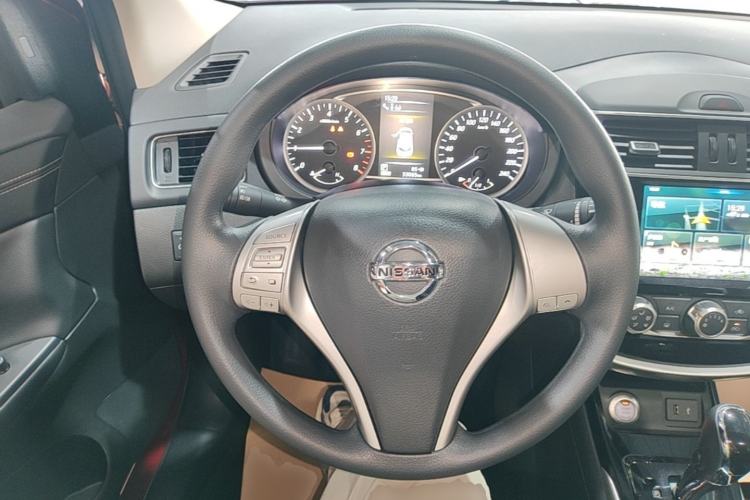 Used Nissan Tiida 2019 1.6L CVT Smart Drive Version China VI Standard Steering Wheel
