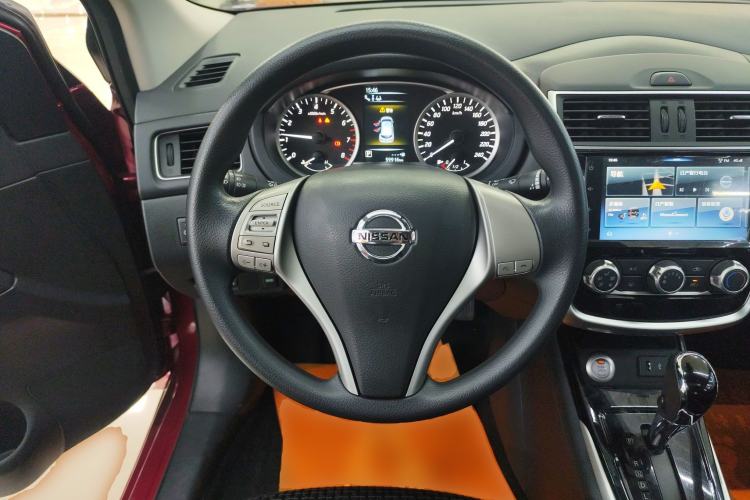 Used Nissan Tiida 2019 1.6L CVT Smart Drive Version China VI Standard Steering Wheel