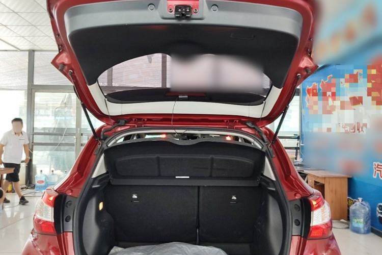 Used Nissan Tiida 2019 1.6L CVT Smart Drive Version China VI Standard Trunk