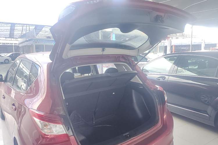 Used Nissan Tiida 2019 1.6L CVT Cool Edition China VI Standard Trunk