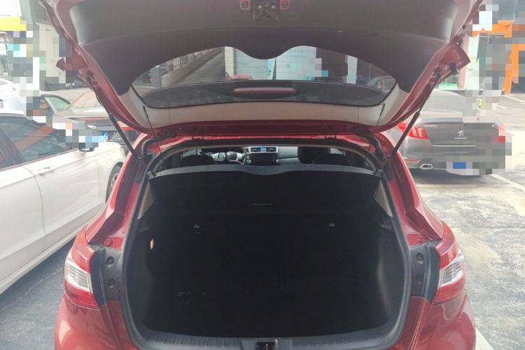 Used Nissan Tiida 2019 1.6L CVT Smart Enjoyment Version China VI Standard Trunk