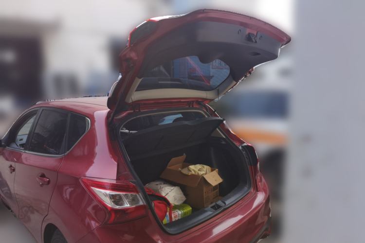 Used Nissan Tiida 2019 1.6L CVT Smart Drive Version China V Standard Trunk