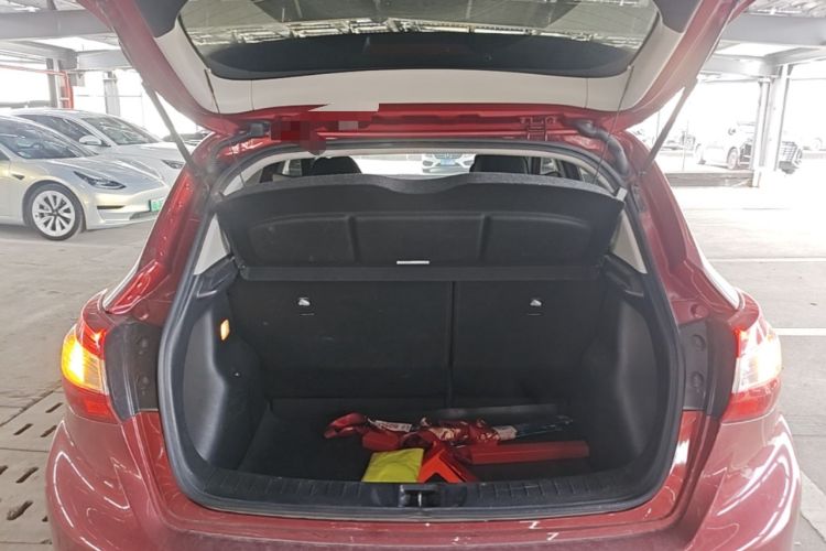 Used Nissan Tiida 2019 1.6L CVT Cool Dynamic Version China V Standard Trunk