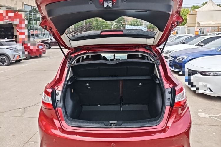 Used Nissan Tiida 2019 1.6L CVT Cool Edition China VI Standard Trunk