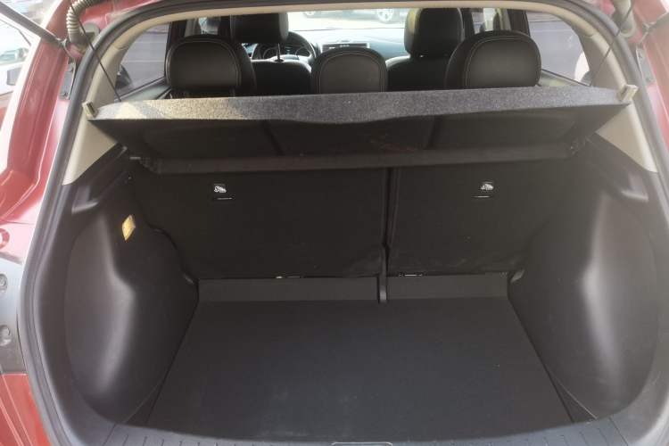 Used Nissan Tiida 2019 1.6L CVT Smart Drive Version China VI Standard Trunk