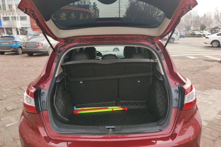 Used Nissan Tiida 2019 1.6L CVT Smart Drive Version China VI Standard Trunk