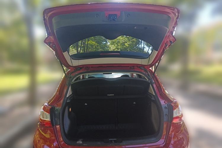 Used Nissan Tiida 2019 1.6L CVT Smart Drive Version China VI Standard Trunk