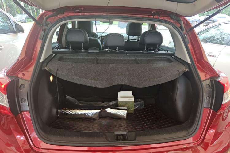 Used Nissan Tiida 2019 1.6L CVT Smart Drive Version China VI Standard Trunk