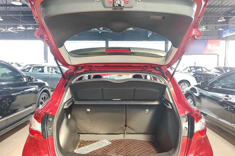 Used Nissan Tiida 2019 1.6L CVT Smart Drive Version China VI Standard Trunk