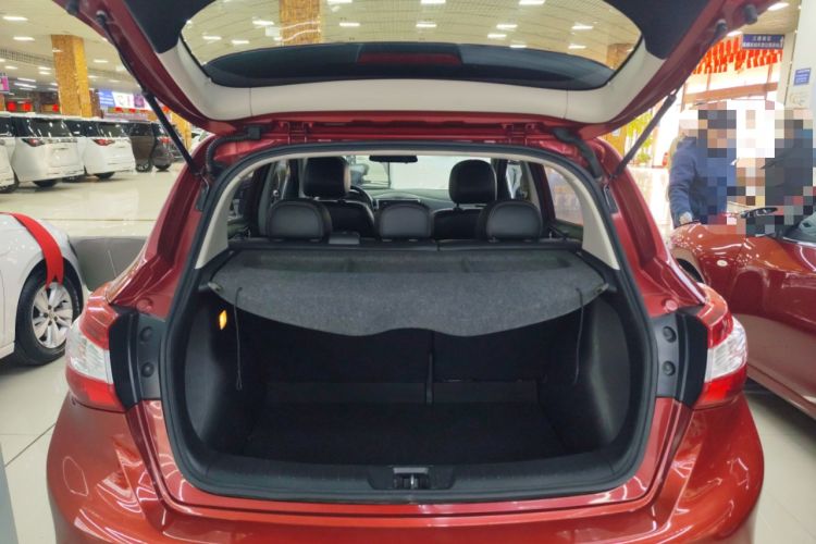 Used Nissan Tiida 2019 1.6L CVT Smart Drive Version China VI Standard Trunk