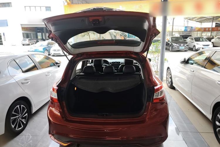 Used Nissan Tiida 2019 1.6L CVT Smart Drive Version China VI Standard Trunk