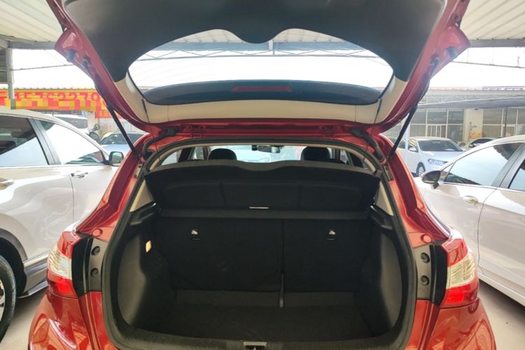 Used Nissan Tiida 2019 1.6L CVT Smart Enjoyment Version China VI Standard Trunk