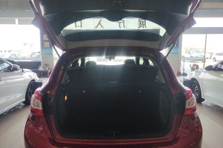 Used Nissan Tiida 2019 1.6L CVT Smart Drive Version China VI Standard Trunk