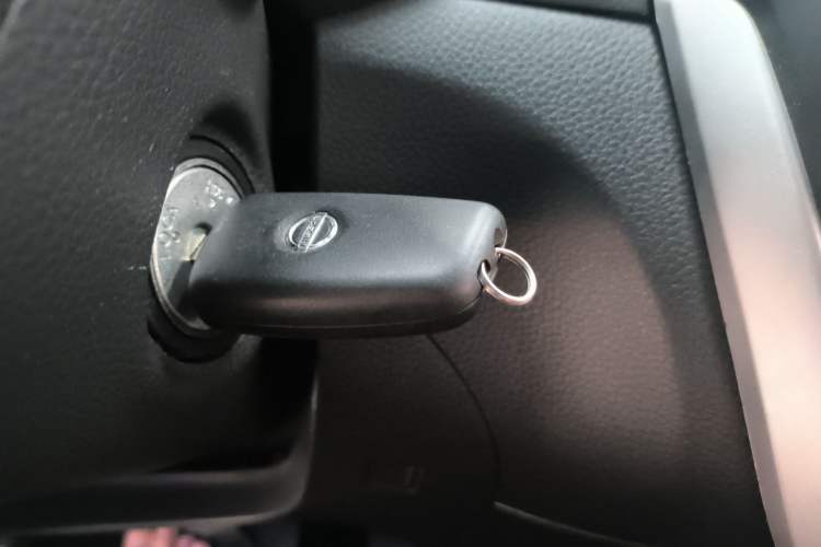 Used Nissan Tiida 2019 1.6L CVT Cool Edition China VI Standard Vehicle Key
