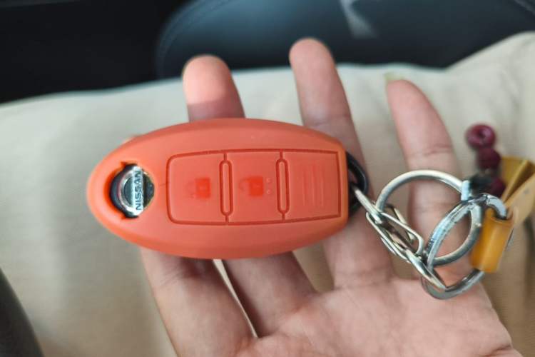 Used Nissan Tiida 2019 1.6L CVT Smart Drive Version China VI Standard Vehicle Key