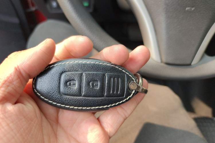Used Nissan Tiida 2019 1.6L CVT Smart Enjoyment Version China VI Standard Vehicle Key