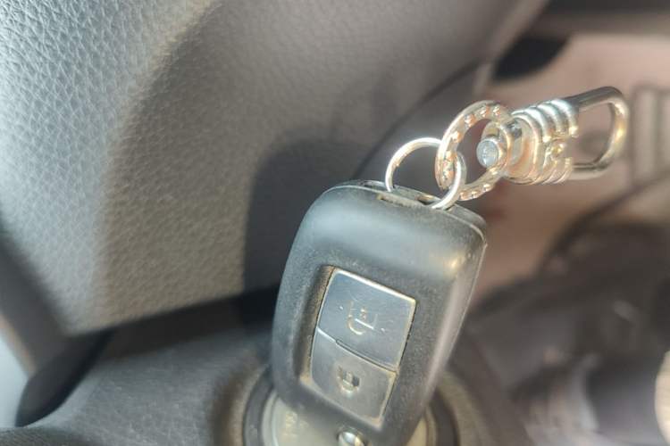Used Nissan Tiida 2019 1.6L CVT Cool Edition China VI Standard Vehicle Key