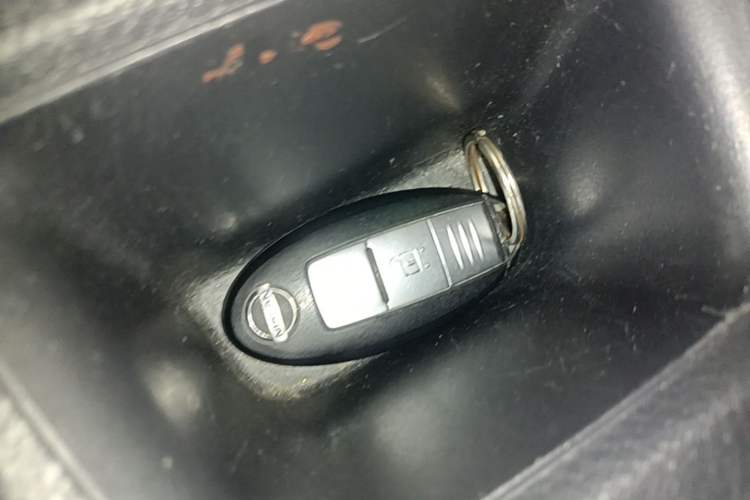 Used Nissan Tiida 2019 1.6L CVT Smart Drive Version China VI Standard Vehicle Key