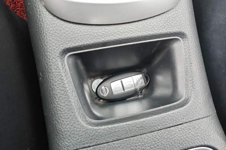 Used Nissan Tiida 2019 1.6L CVT Smart Drive Version China V Standard Vehicle Key