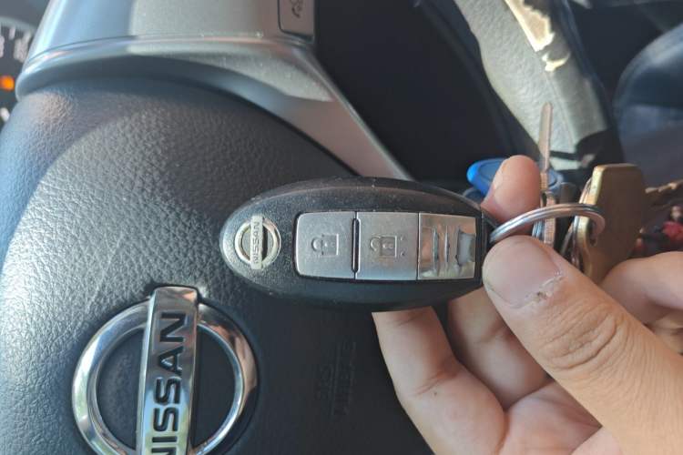 Used Nissan Tiida 2019 1.6L CVT Smart Drive Version China VI Standard Vehicle Key