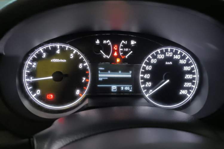 Used Nissan Tiida 2019 1.6L CVT Cool Edition China VI Standard Instrument Cluster