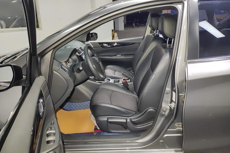 Used Nissan Tiida 2019 1.6L CVT Smart Drive Version China VI Standard Left Front Seat
