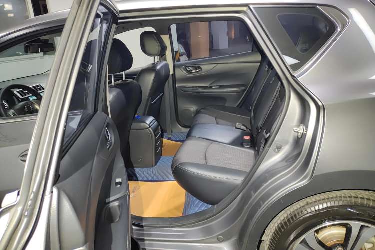 Used Nissan Tiida 2019 1.6L CVT Smart Drive Version China VI Standard Right Rear Seat