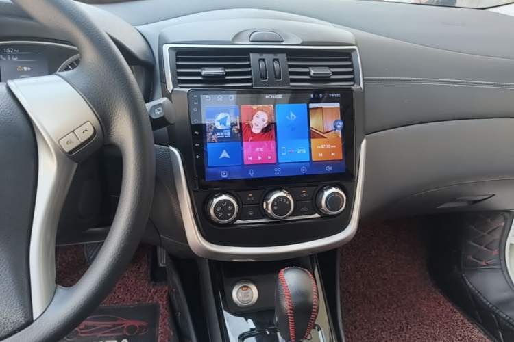 Used Nissan Tiida 2019 1.6L CVT Smart Drive Version China VI Standard Audio And AC Panel
