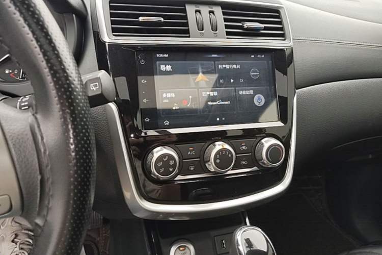 Used Nissan Tiida 2019 1.6L CVT Smart Drive Version China VI Standard Audio And AC Panel