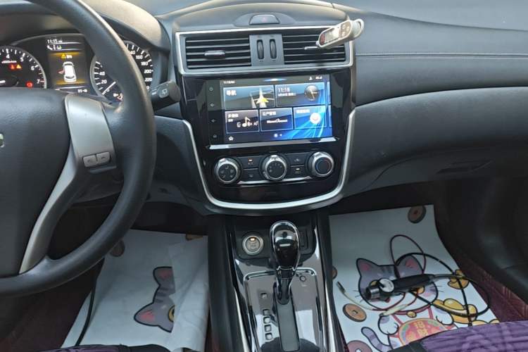 Used Nissan Tiida 2019 1.6L CVT Smart Drive Version China VI Standard Audio And AC Panel