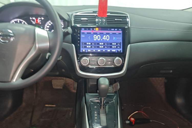 Used Nissan Tiida 2019 1.6L CVT Cool Edition China VI Standard Audio And AC Panel