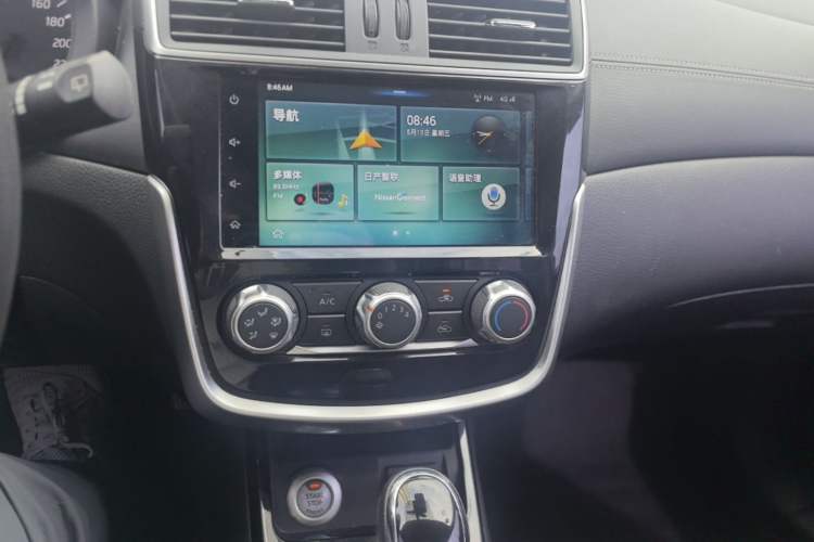 Used Nissan Tiida 2019 1.6L CVT Smart Drive Version China VI Standard Audio And AC Panel
