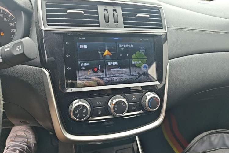 Used Nissan Tiida 2019 1.6L CVT Smart Enjoyment Version China VI Standard Audio And AC Panel