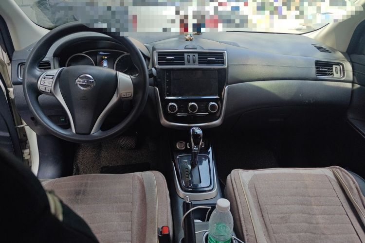 Used Nissan Tiida 2019 1.6L CVT Smart Enjoyment Version China VI Standard Center Console
