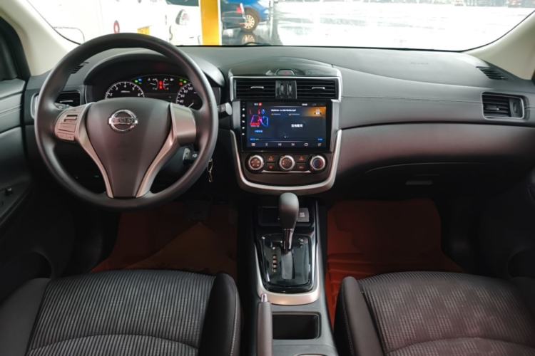 Used Nissan Tiida 2019 1.6L CVT Cool Edition China VI Standard Center Console