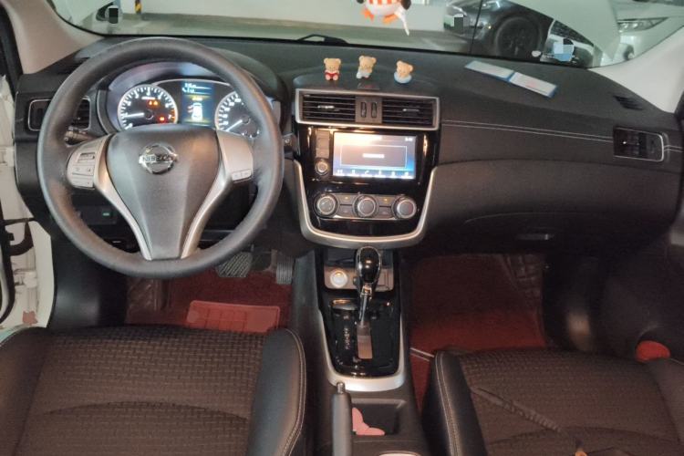 Used Nissan Tiida 2019 1.6L CVT Smart Drive Version China V Standard Center Console