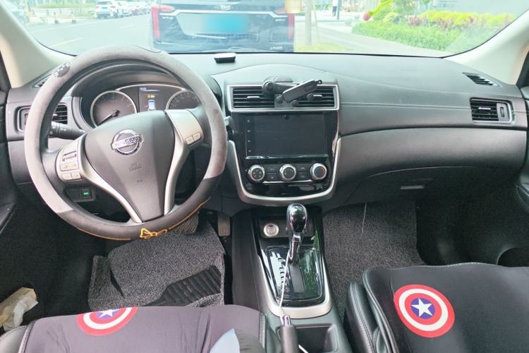 Used Nissan Tiida 2019 1.6L CVT Smart Drive Version China VI Standard Center Console