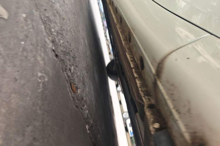 Used Nissan Tiida 2019 1.6L CVT Smart Drive Version China VI Standard Chassis Front Right
