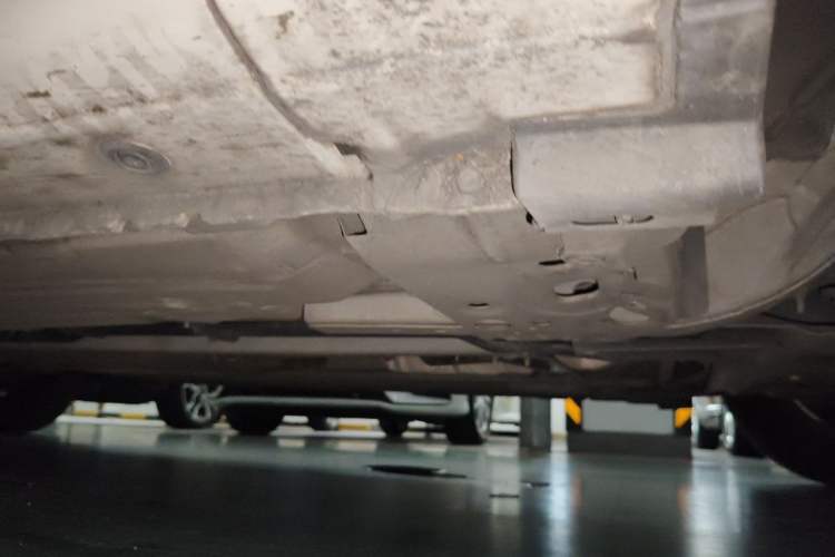 Used Nissan Tiida 2019 1.6L CVT Smart Drive Version China V Standard Chassis Front Right