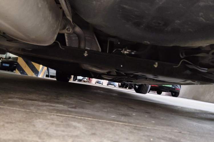 Used Nissan Tiida 2019 1.6L CVT Smart Enjoyment Version China VI Standard Chassis Rear