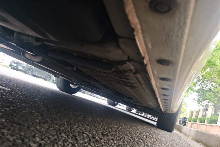 Used Nissan Tiida 2019 1.6L CVT Smart Drive Version China VI Standard Chassis Rear Right