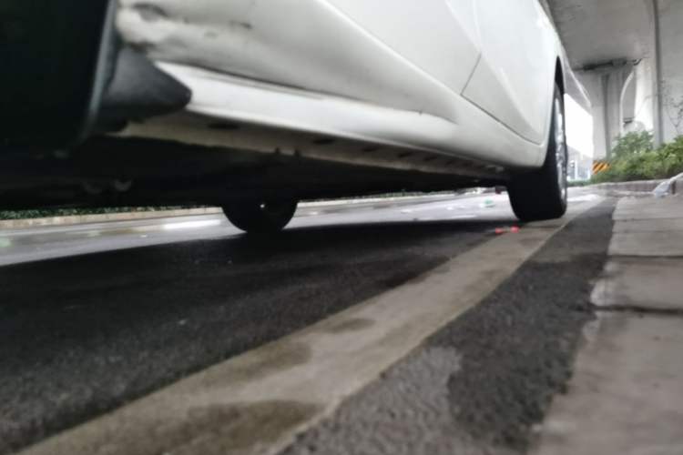 Used Nissan Tiida 2019 1.6L CVT Cool Edition China VI Standard Chassis Rear Right