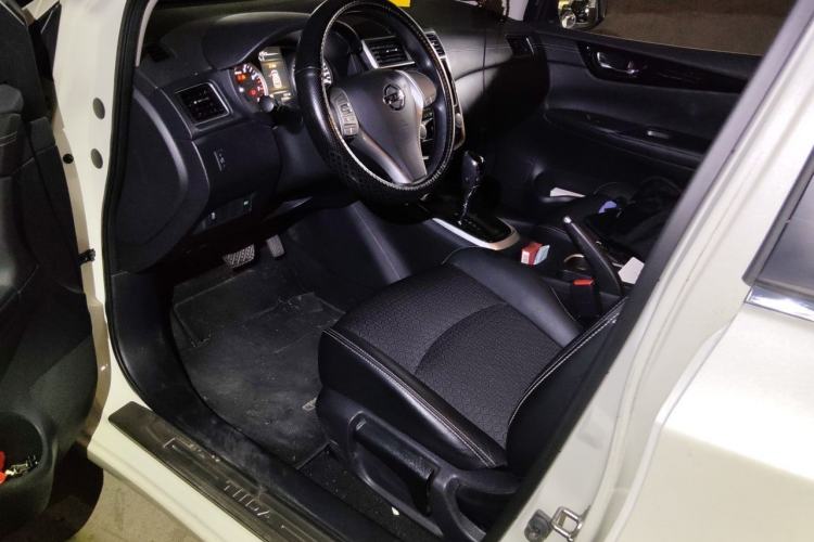 Used Nissan Tiida 2019 1.6L CVT Smart Enjoyment Version China VI Standard Driver Seat